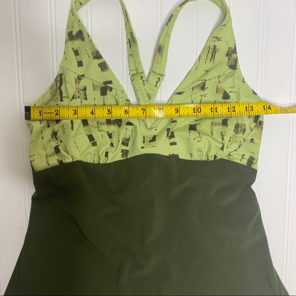 Columbia Light & Dark Green Razor Back Tank - Picture 14 of 14